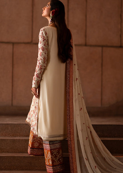 Emaan Adeel | Casabella - Clovera