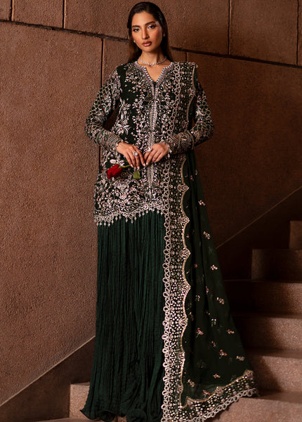 Emaan Adeel | Casabella - Arista
