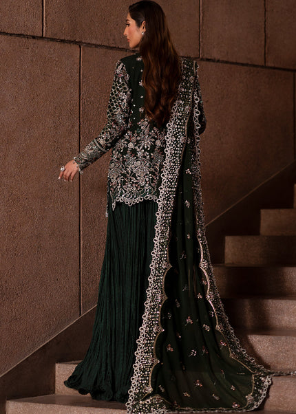 Emaan Adeel | Casabella - Arista