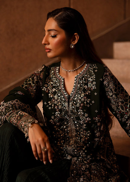 Emaan Adeel | Casabella - Arista