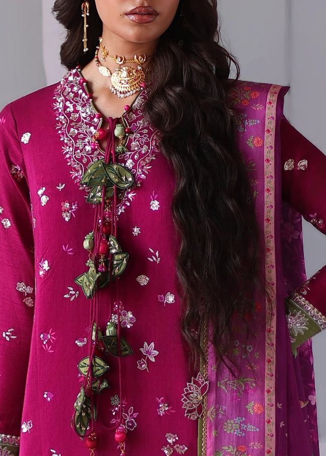 Republic Womenswear | Neoma Festive - Gulnar