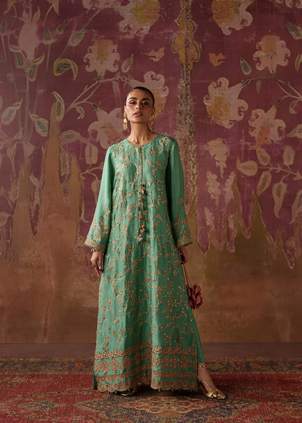 Faiza Saqlain | Lamia - Numa