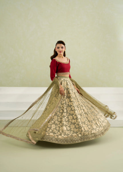 Carnation by Hajrah | Stella - Ruby Chrome