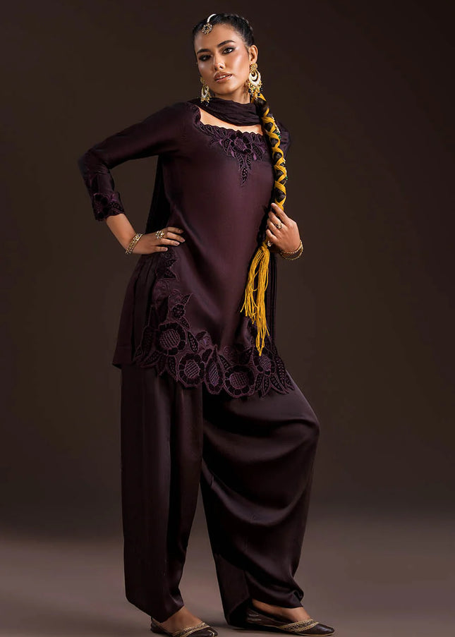 Glass Silk Embroidered P-284