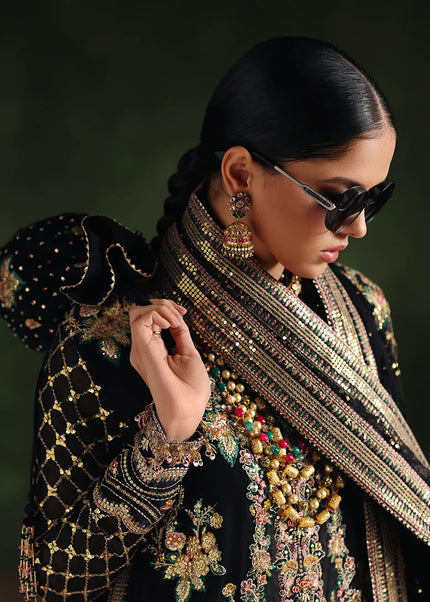 Roheenaz | Royale Eternel - Radiant Muse