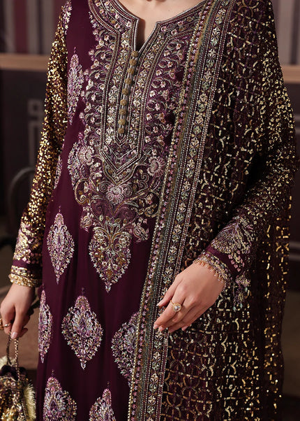 Roheenaz | Royale Eternel - Regal Charm