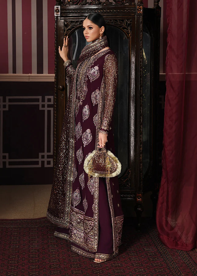 Roheenaz | Royale Eternel - Regal Charm