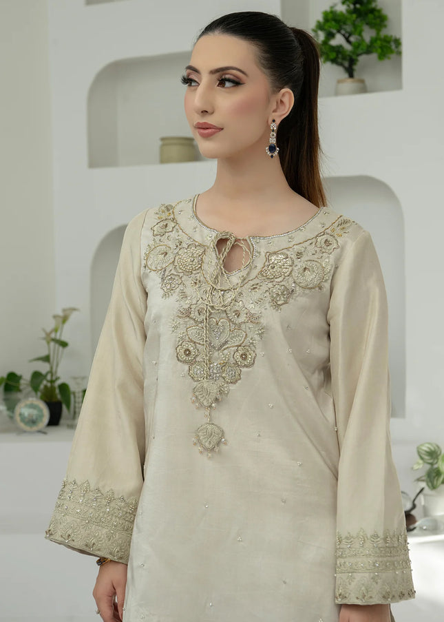 Sania Hasan | Vera Festive - Ivory
