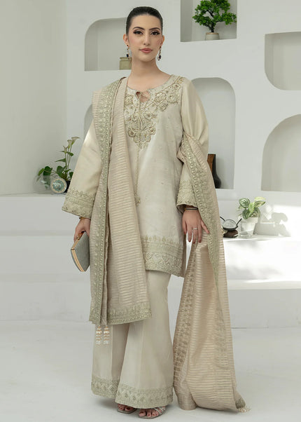 Sania Hasan | Vera Festive - Ivory