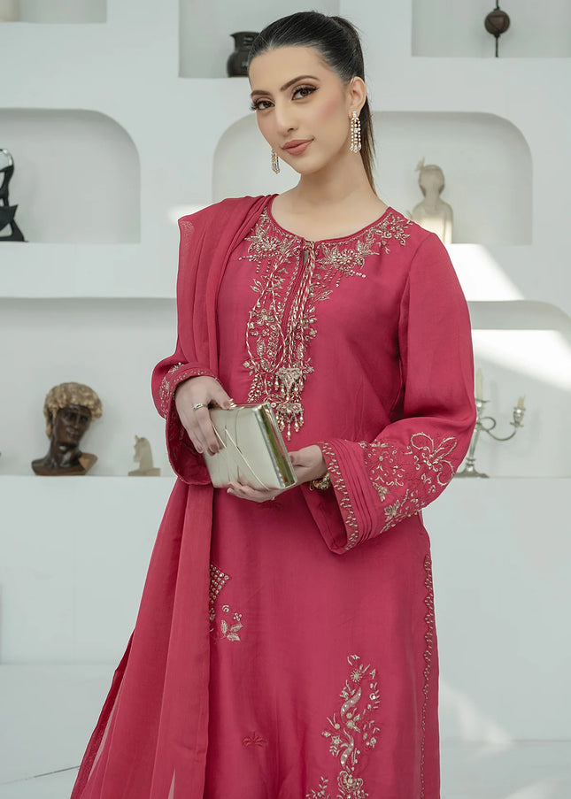 Sania Hasan | Vera Festive - Minal