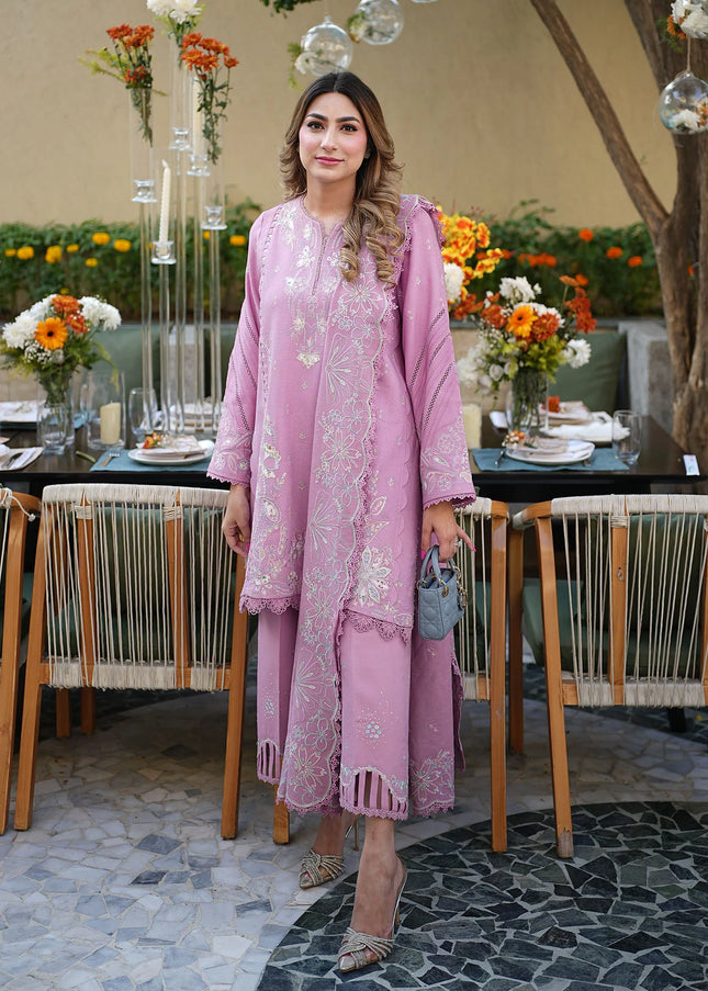 Kanwal Malik | Gulana Winter '25 - Palwasha