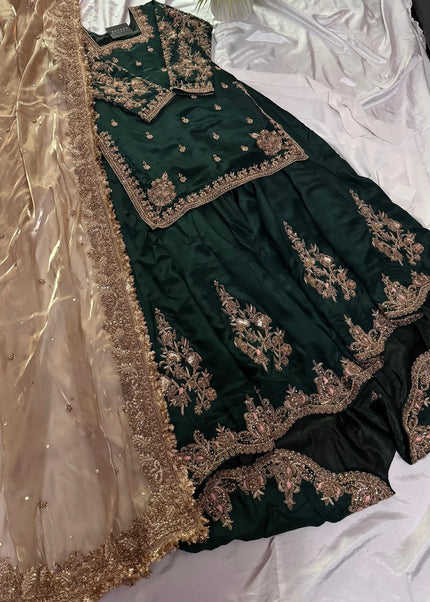 Hazel – Hand Embroidered Couture