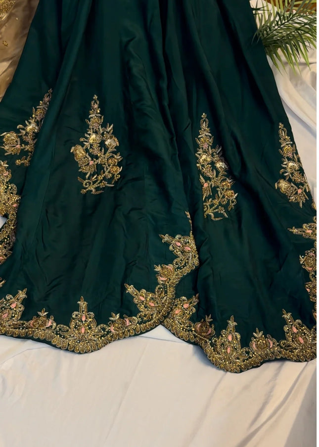 Hazel – Hand Embroidered Couture