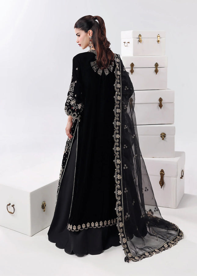 Sardinia | L'amore'25 - Black Swan