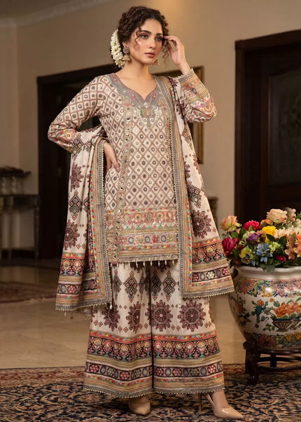 Offwhite Printed and Embroidered palazzo Suit
