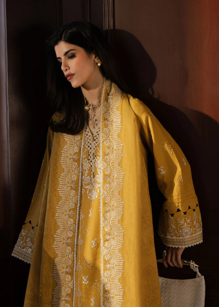 Kanwal Malik | Gulana Winter '25 - Shireen