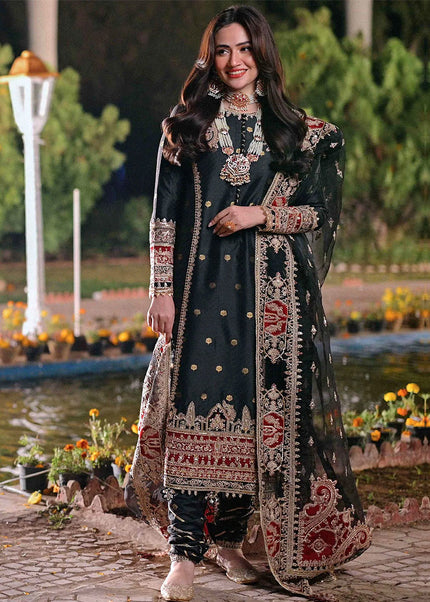 QALAMKAR -  LUXURY FORMALS'23 - IRUM