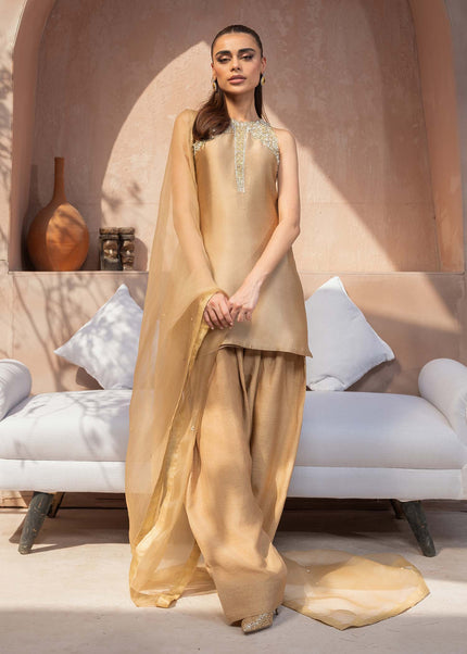 Mahum Asad | The Ultimate Edit - Golden Honey