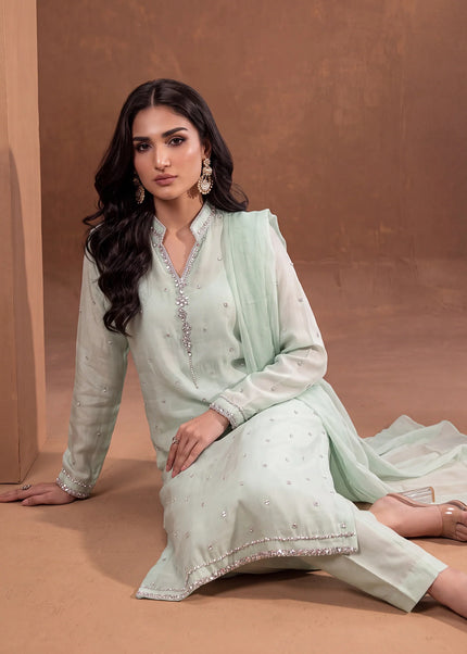 Amber Imran | Lumiere - Veris
